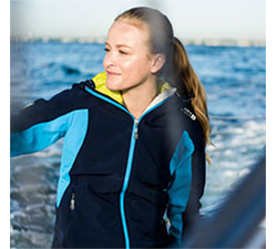 Sperry’s Technical Softshell Hooded Jacket For Women