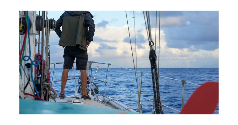 Cours de voile croisière en mode « vie à bord » chez ÉcoVoile Baie des Chaleurs
