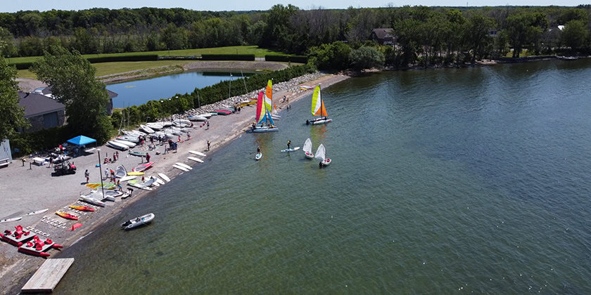 l’accès aux berges