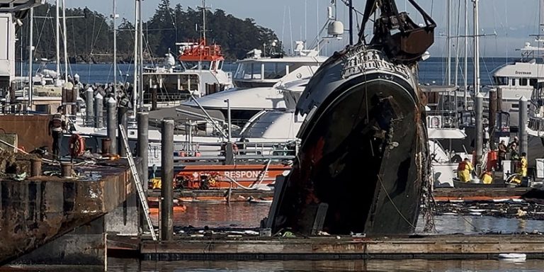 News: Fire Erupts at Van Isle Marina