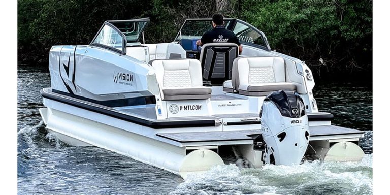 Plugboats: Vision Marine Launches SPECTR Electric Tritoon