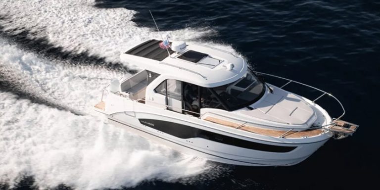 A Checklist of Practical Gear For Boaters