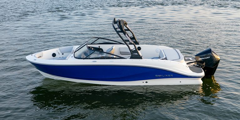 Boats: New Bayliner V22 Series