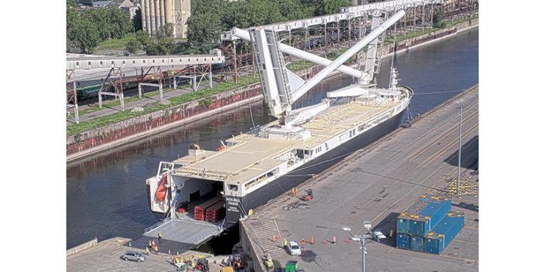 Le plus grand cargo-voilier au monde de passage sur le Saint-Laurent